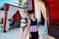 Lệ Quyên mặc bikini khoe body nuột nà bên con trai 10 tuổi