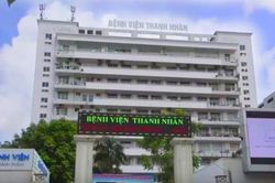 Hai nhân viên y tế Bệnh viện Thanh Nhàn mắc Covid-19 khi chăm sóc bệnh nhân