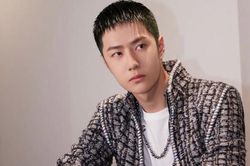 Không ngại diện thiết kế nữ, cuối cùng Vương Nhất Bác đã được Chanel 'chọn mặt gửi vàng'