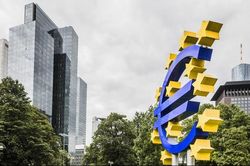 Thêm một quốc gia sử dụng euro làm tiền tệ chính