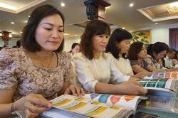 Bồi dưỡng theo mô hình mới: Đáp ứng chuẩn nghề nghiệp của cán bộ quản lý và giáo viên