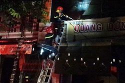 Cháy cửa hàng đồ điện, 4 người trong gia đình tử vong