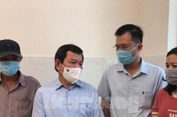 Chủ tịch tỉnh Quảng Ngãi đến hiện trường, chia buồn với gia đình nạn nhân trong vụ cháy