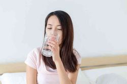 5 việc nên làm ngay sau khi thức dậy