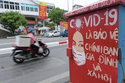 Những bốt điện mang thông điệp phòng, chống dịch Covid-19 tại Hà Nội