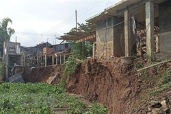 Đề phòng lũ quét, sạt lở đất ngập úng cục bộ tại Thanh Hóa và Nghệ An