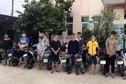 Hơn 50 'quái xế' dùng khẩu trang che biển số đua xe ở Bình Dương
