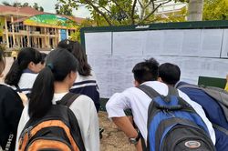 Hòa Bình: 910 thí sinh thi vào lớp 10 trường THPT chuyên Hoàng Văn Thụ