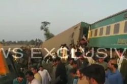 Tàu hỏa đâm nhau ở Pakistan, hàng chục người thiệt mạng