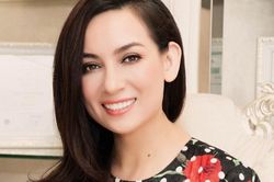 Hát ca khúc bolero gửi tặng bà chủ Đại Nam, ca sĩ Phi Nhung nhận cơn mưa lời khen từ cộng đồng mạng