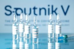 Xem xét chuyển giao công nghệ sản xuất vaccine Sputnik V tại Việt Nam