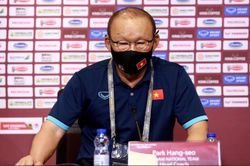 Thầy Park yêu cầu toàn đội phải ngừng say men chiến thắng