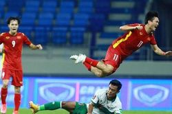 Báo Indonesia thừa nhận đội nhà thua toàn diện, thi đấu thô bạo trước Việt Nam
