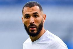 Benzema dính chấn thương trong trận thắng của tuyển Pháp
