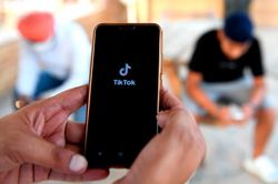 Tổng thống Biden rút lệnh cấm với TikTok và WeChat ở Mỹ