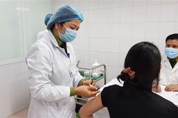 Thử nghiệm vắc-xin giai đoạn 3: Gặp khó vì thiếu bệnh nhân