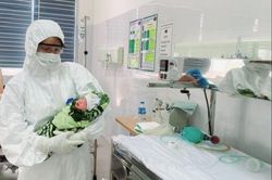 Đỡ đẻ thành công cho sản phụ mắc COVID-19 tại Bệnh viện Bệnh Nhiệt đới trung ương