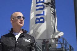 Tỷ phú Jeff Bezos sắp bay vào vũ trụ