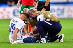 Tuyển Pháp hoảng loạn với chấn thương của Benzema