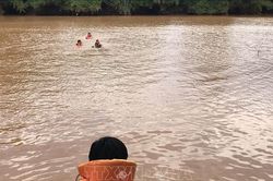 Trượt chân ngã xuống hồ, hai trẻ em bị đuối nước thương tâm