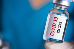 Việt Nam hoan nghênh Mỹ chia sẻ 500 triệu liều vaccine