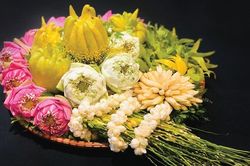 Văn khấn mùng 1 tháng 5 Âm lịch