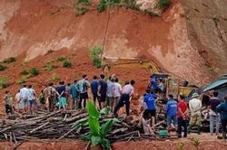 Sạt lở đất ở Yên Bái, 1 phụ nữ tử vong