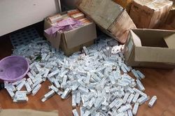 Cảnh sát phát hiện nhóm sản xuất mỹ phẩm giả tại Bắc Từ Liêm