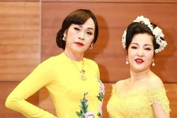 Bị nghi 'đá xéo' Hoài Linh giữa lùm xùm từ thiện, Thúy Nga lên tiếng cùng câu chuyện khóc sướt mướt