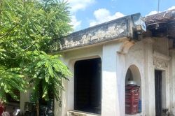 Hoang phế nhà cổ