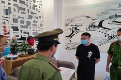 Bắt một người Trung Quốc trong đường dây đưa chuyên gia 'dởm' vào Việt Nam
