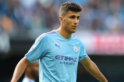 EURO 2020: Đã đến lúc Rodri bước ra sân khấu lớn