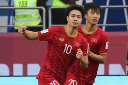 Đội hình ra sân Việt Nam vs Malaysia: Công Phượng đá chính, chờ gieo ác mộng cho 'Mãnh hổ'