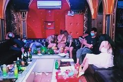 Phớt lờ lệnh cấm, 31 khách hát ở Hải Phòng 'mở tiệc' ma túy trong quán karaoke