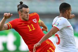 Bale mờ nhạt, Xứ Wales may mắn cầm hòa Thụy Sĩ