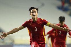 Thắng nghẹt thở Malaysia, Việt Nam vững ngôi đầu vòng loại World Cup 2022