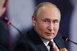 Khi nói về quan hệ Nga – Mỹ, Tổng thống Putin so sánh ông Trump và ông Biden