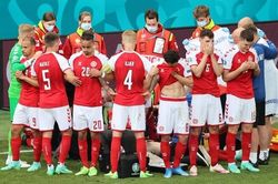 Eriksen qua cơn nguy kịch, Đan Mạch và Phần Lan tái đấu