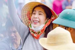 Thủy Tiên đáp trả khi bị gọi là 'trùm ăn chặn': 'Tôi kiện bạn được vì đang có bằng chứng bạn vu khống đó'