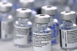 Tập huấn phân biệt vaccine Pfizer chính hãng cho quản lý thị trường