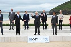G7 đoàn kết 'hạ' thách thức từ Bắc Kinh, Trung Quốc nói 'những ngày này đã qua đi một cách tuyệt vọng'