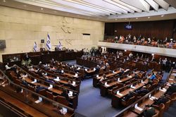 Quốc hội Israel phê chuẩn chính phủ liên hiệp, chấm dứt 12 năm cầm quyền của Thủ tướng Netanyahu