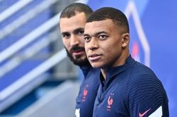 Mbappe nói sẽ dàn xếp với Giroud vì mục tiêu chung
