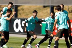 Hungary vs Bồ Đào Nha (23h00 ngày 15/6, trực tiếp VTV3): Thách thức nhà vua