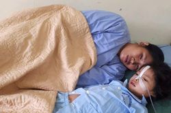 Một gia đình ở Hà Giang phải nhập viện do ăn phải nấm độc