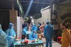 Nghệ An: Ghi nhận thêm 1 BN Covid-19, phong tỏa 3 khối phố, ngân hàng, bệnh viện