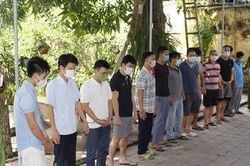 Triệt phá đường dây cá độ bóng đá nghìn tỷ ở Nghệ An