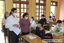 Đồng chí Phó Chủ tịch Thường trực UBND tỉnh kiểm tra công tác chuẩn bị Kỳ thi tốt nghiệp THPT tại huyện Mộc Châu, Vân Hồ, Mai Sơn, Yên Châu