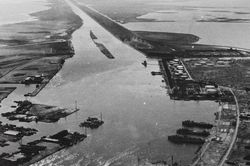 Khủng hoảng kênh đào Suez 1956 và nỗi 'quốc nhục' của người Anh