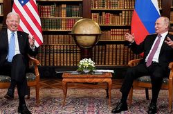 TT Putin tiết lộ ông Biden gọi điện giải thích về phát ngôn 'kẻ giết người'
